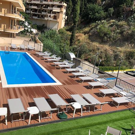 Casa Vacanza "Ilenia" - Taormina Exterior foto